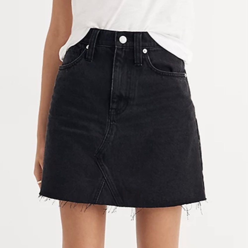 MADEWELL Lunar Wash “Frisco” Black Denim Raw Hem Mini Skirt Size 32